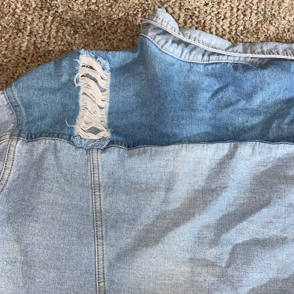 Cropped Jean Jacket - Picture 6 of 6
